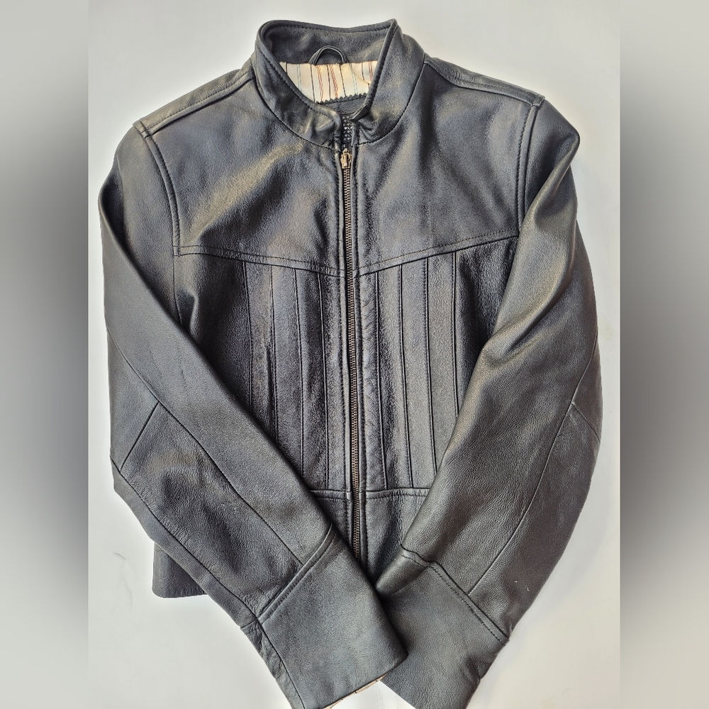 Genuine leather women's jacket size medium